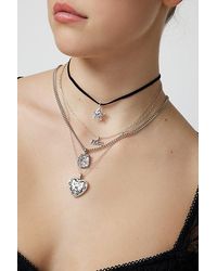 Urban Outfitters - '90S-Plated Heart Charm Necklace - Lyst