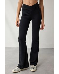 Out From Under - Sculpt High Rise Crossover Flare Legging Pant - Lyst