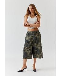 BDG - Detroit Baggy Cropped Cargo Pant - Lyst