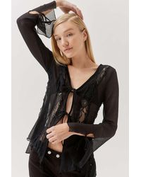 Urban Outfitters - Uo Shelby Lace Flyaway Top - Lyst