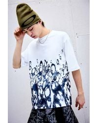 Oakley - Uo Exclusive White Bubbling Ellipse T-shirt - Lyst