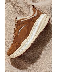 ugg runner trainers