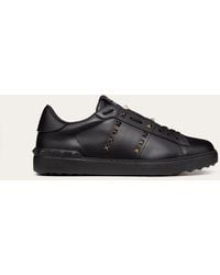 Valentino Garavani - Rockstud Untitled Sneaker In Calfskin Leather - Lyst