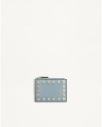 Valentino Garavani - Rockstud Grainy Calfskin Cardholder With Zip - Lyst