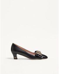 Valentino Garavani - ボウワウ スタッズ キッドスキン パンプス 45mm 女性 ブラック - Lyst