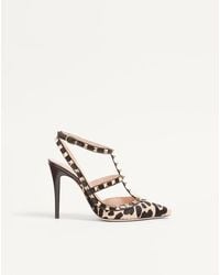 Valentino Garavani - Escarpins À Brides Rockstud En Cuir De Veau Imitation Poney, Talon 100 Mm Frau - Lyst