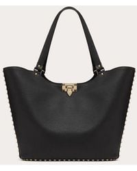 Valentino Garavani - Rockstud Shopping Bag In Grainy Calfskin - Lyst