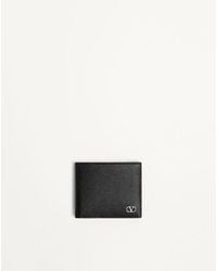 Valentino Garavani - Vlogo Signature Grainy Calfskin Wallet - Lyst