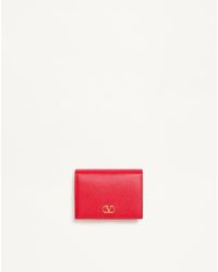 Valentino Garavani - Vlogo Signature Grainy Calfskin Wallet - Lyst
