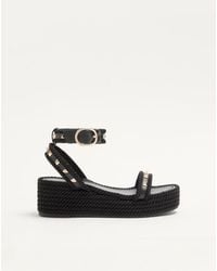 Valentino Garavani - Rockstud Flatform Sandal - Lyst