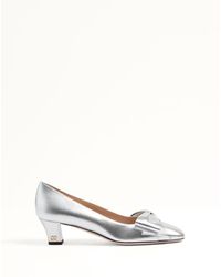 Valentino Garavani - Bowow Pumps In Laminated Nappa 45mm - Lyst