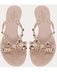 valentino garavani rubber rockstud thong