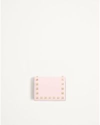 Valentino Garavani - Small Rockstud Grainy Calfskin Wallet - Lyst