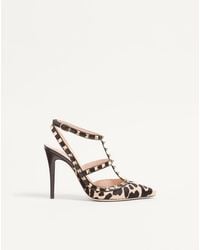 Valentino Garavani - Rockstud Pumps With Straps - Lyst