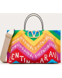Valentino Garavani - Escape Medium Shopping Bag In Canvas With Chevron Print24 - Lyst