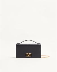 Valentino Garavani - Vlogo Signature Grainy Calfskin Wallet With Chain - Lyst