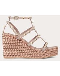 rockstud wedges