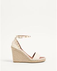 Valentino Garavani - Double Rockstud Grainy Calfskin Wedge Sandal 105 Mm - Lyst