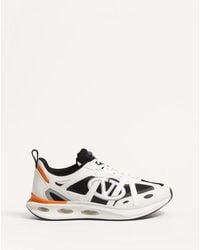 Valentino Garavani - Vlogo Easyjog Low-Top Sneaker - Lyst