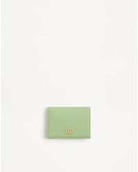 Valentino Garavani - Vlogo Signature Grainy Calfskin Wallet - Lyst