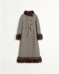 Valentino - トゥッタラ V ジャカード コート 女性 ブラック/アイボリー - Lyst