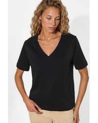 Busem - V-Neck Solid Regular Fit Cotton T-Shirt - Lyst