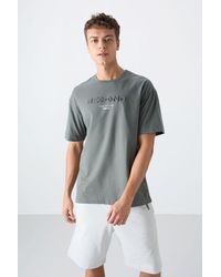 TOMMY LIFE - Oversized Cotton- Logo T-Shirt - Lyst