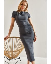 Bianco Lucci - Fitted Midi Dress With Ruffle Detail - Lyst
