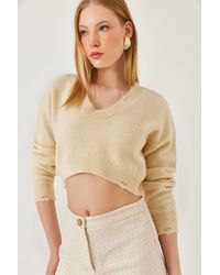 Bianco Lucci - Textured V-Neck Loose-Fit Crop Knit Top - Lyst