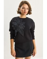 Bianco Lucci - Accessory Detailed Long Sleeve Crew Neck Sweatshirt - Lyst