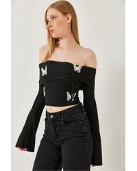 Bianco Lucci - Embroidered Crop Blouse With Madonna Collar - Lyst