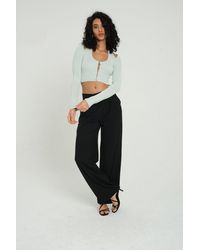 Hiccup - Scoop Neck Accessorized Cropped Cardigan With A Back Cut Out - Lyst