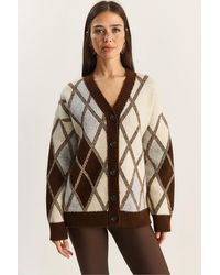 Bianco Lucci - Thick Jacquard Knit Cardigan With V-Neck And Button Closure - Lyst