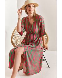 Bianco Lucci - Printed V-Neck Midi Dress With Slit - Lyst