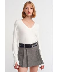 Dilvin - V-Neck Knit Sweater With Side Slit - Lyst
