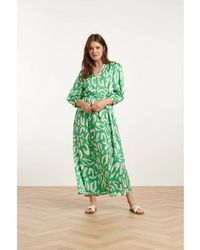 Smashed Lemon - 25082 Satin Maxi Jurk Met Te Dierenprint - Lyst