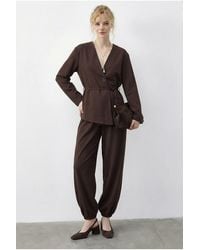 Bianco Lucci - Belt Detailed Blouse And Jogger Pants Two Pieces Set - Lyst