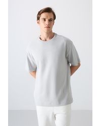 TOMMY LIFE - Oversized Cotton-Blend Crew Neck T-Shirt - Lyst