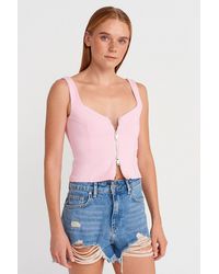 Dilvin - Sleeveless Square-Neck Crop Top - Lyst