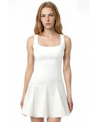 Hiccup - Rechthoekige Hals Stretch Bengalin Mini Jurk - Lyst