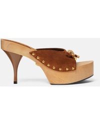 Versace - Opera Bow Suede Clogs 110 Mm - Lyst
