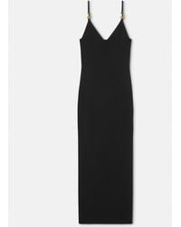 Versace - Robe Nuisette Mi-longue En Maille Safety Pin - Lyst