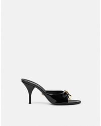 Versace - Opera Bow Mules Vernies 85 Mm - Lyst