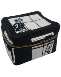 Chanel Bolsos de viaje en lona negro