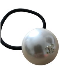 Chanel Accesorio para la cabeza CC con Perla - Multicolor