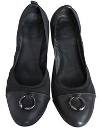 black cloth flats