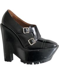 Burberry Leather Heels - Black