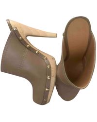 Max Mara Leather Mules & Clogs - Natural