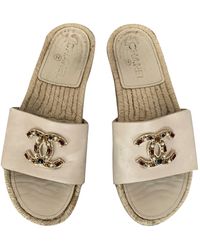 Chanel Ciabatte in Pelle - Neutro