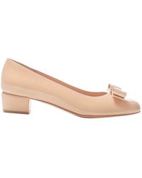 Ferragamo Lackleder Pumps - Natur